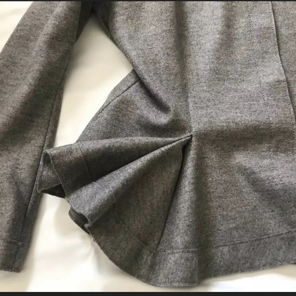 Carolina Herrera Jacket Pleated Hem Sz 12 Wool - Picture 5 of 12